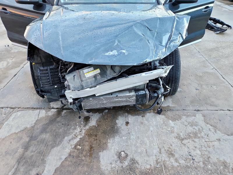 2018 AUDI Q5 PREMIUM WA1ANAFY7J2007004