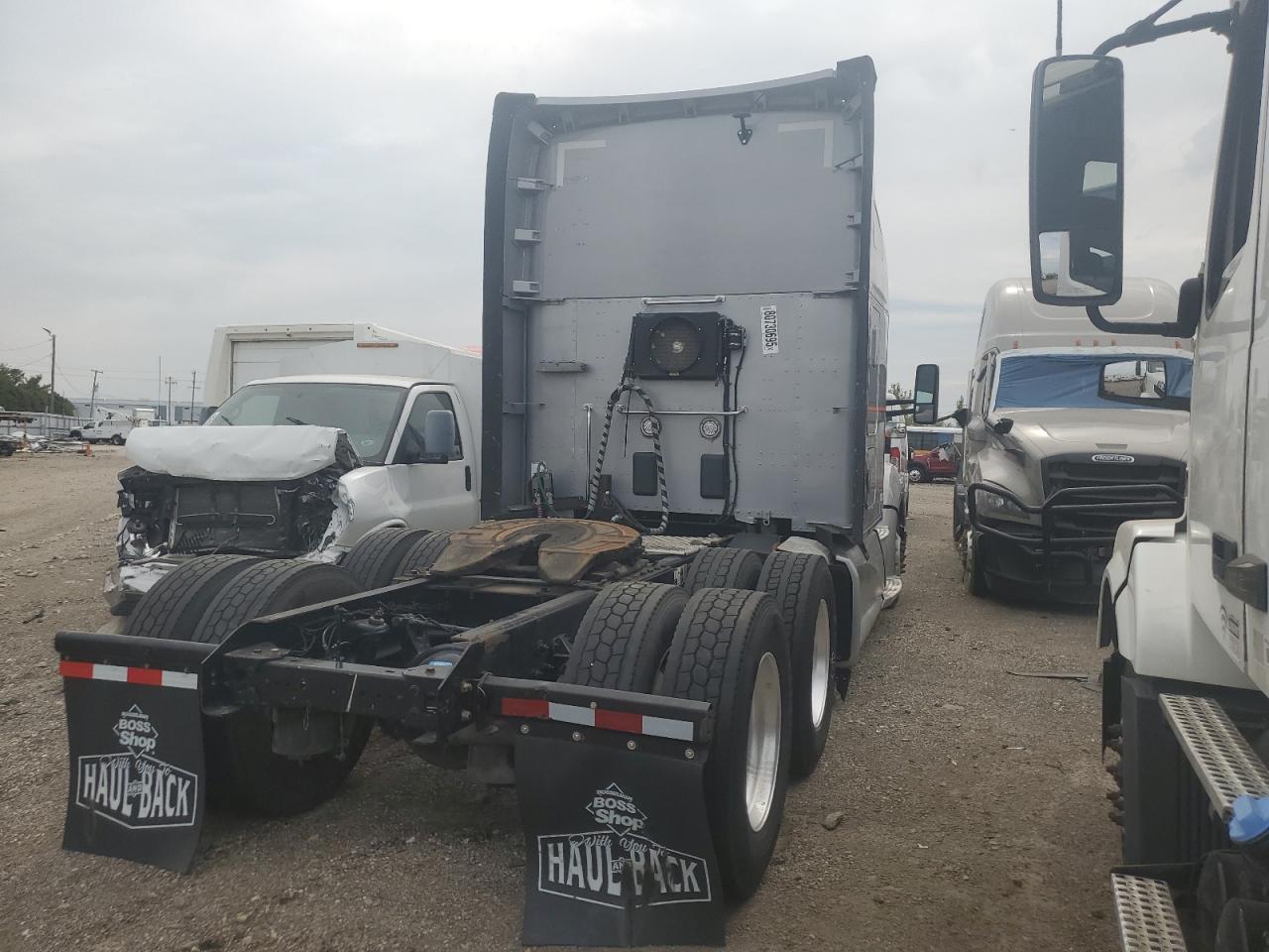 Lot #3263803681 2020 KENWORTH T680