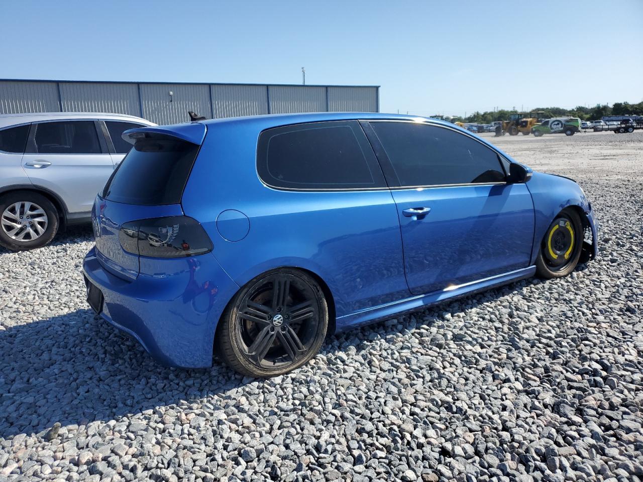 VOLKSWAGEN GOLF R