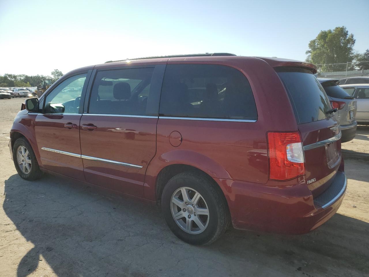CHRYSLER TOWN & COUNTRY TOURING