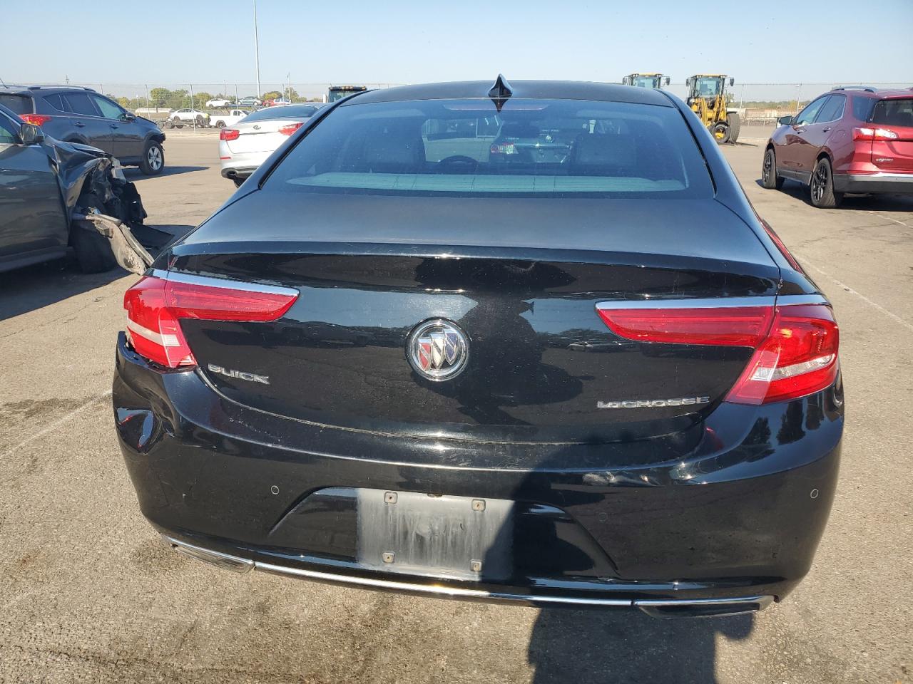 BUICK LACROSSE ESSENCE