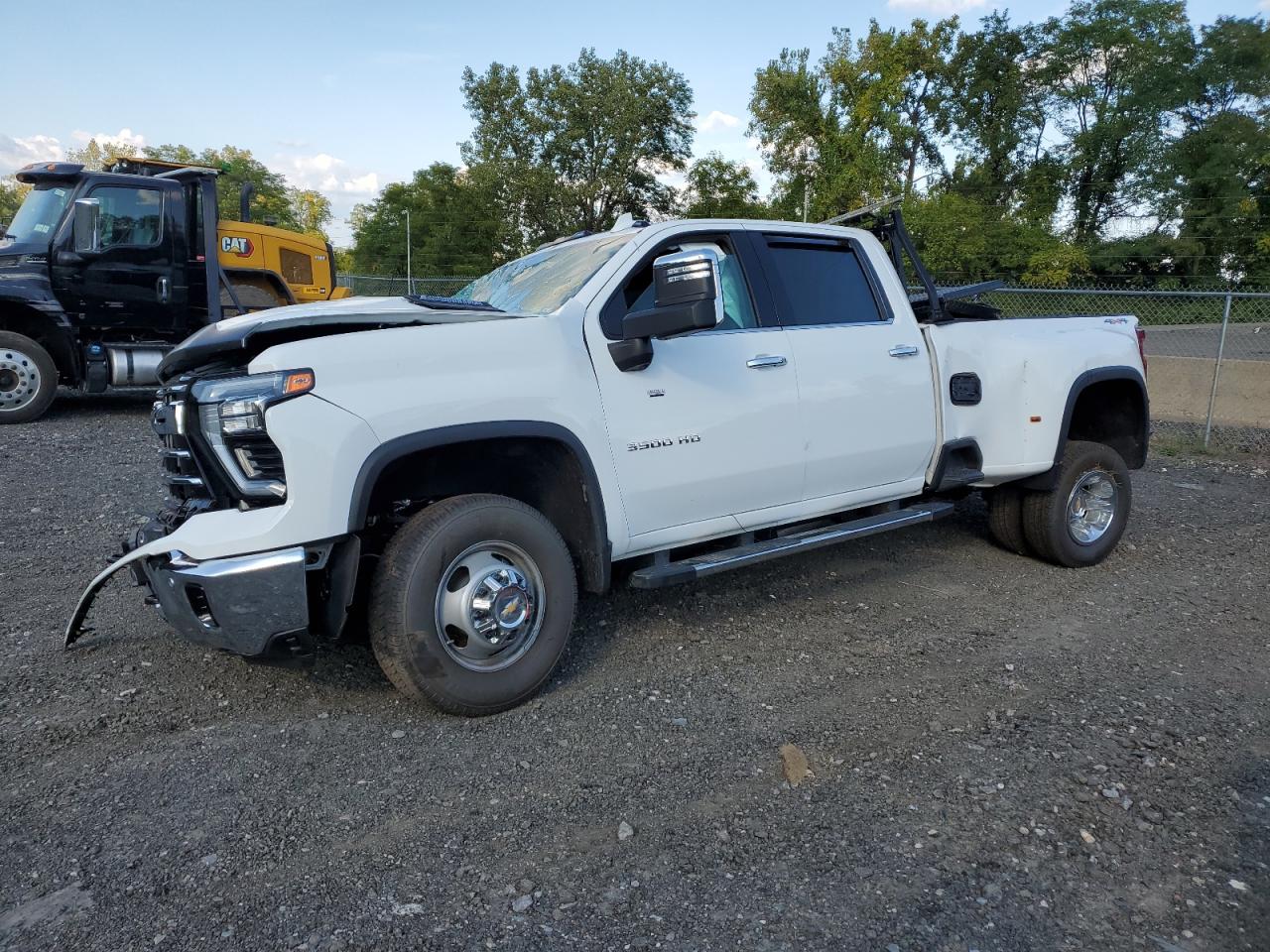 CHEVROLET SILVERADO K3500 LTZ