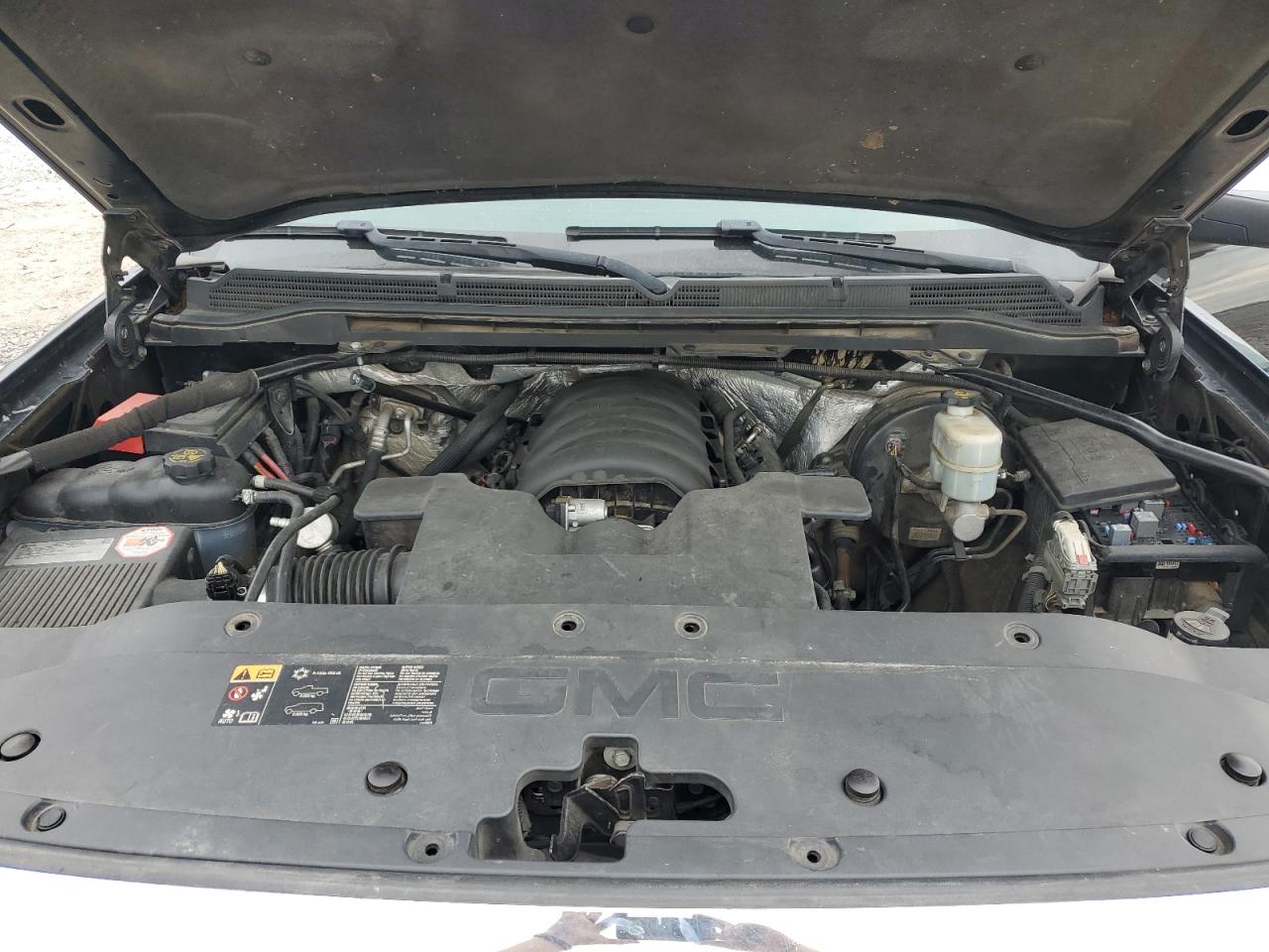 GMC SIERRA 1500 K1500 SLT