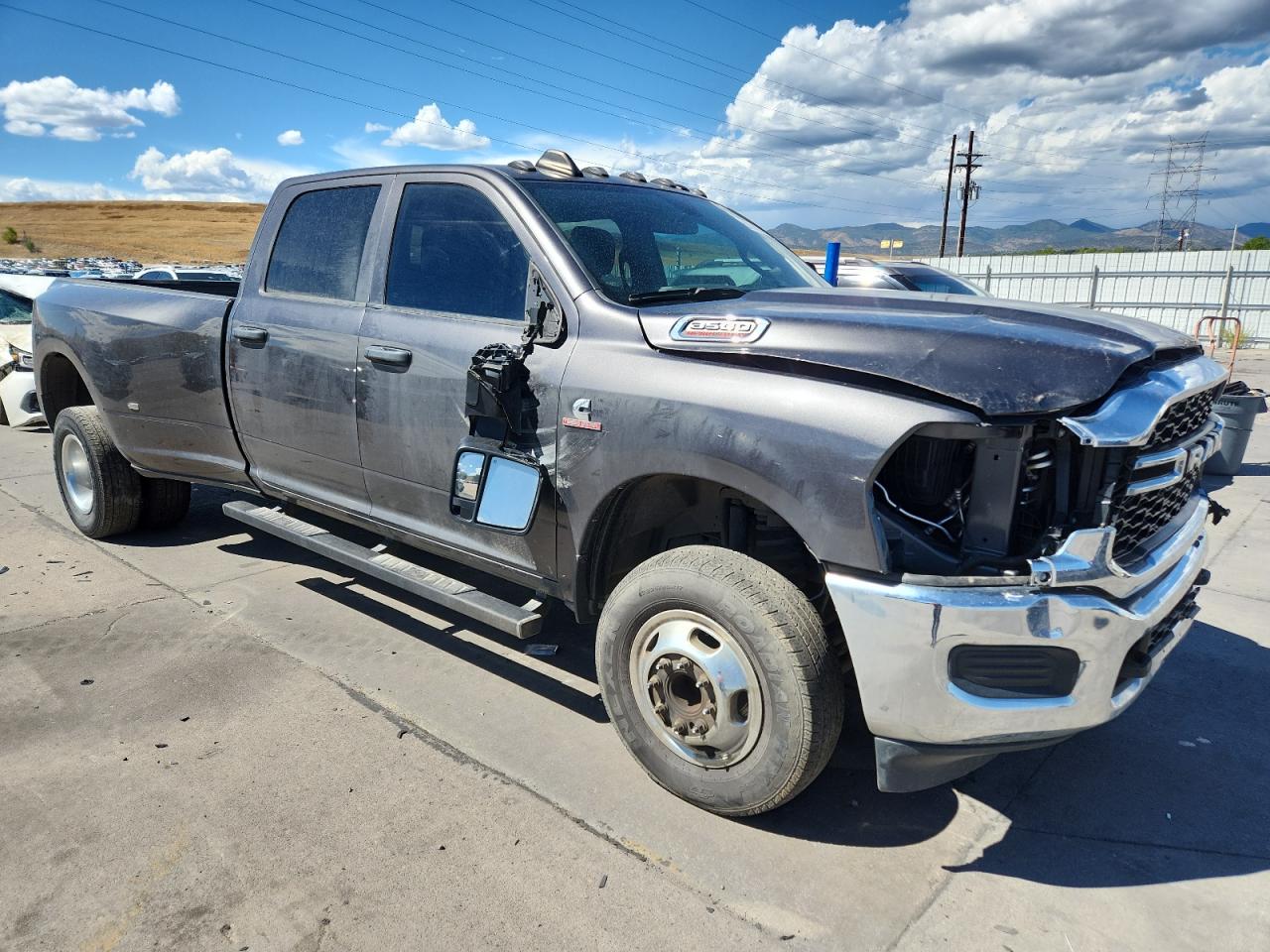 RAM 3500 TRADESMAN