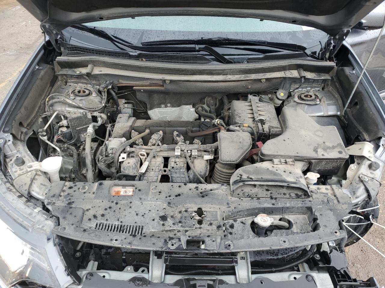 MITSUBISHI OUTLANDER SE