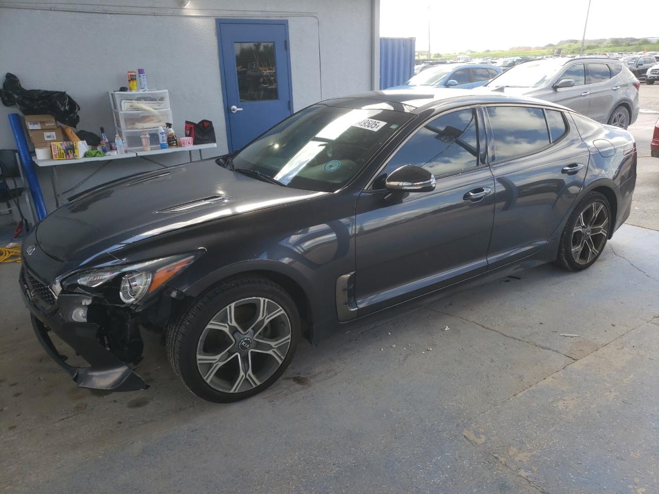 KIA STINGER