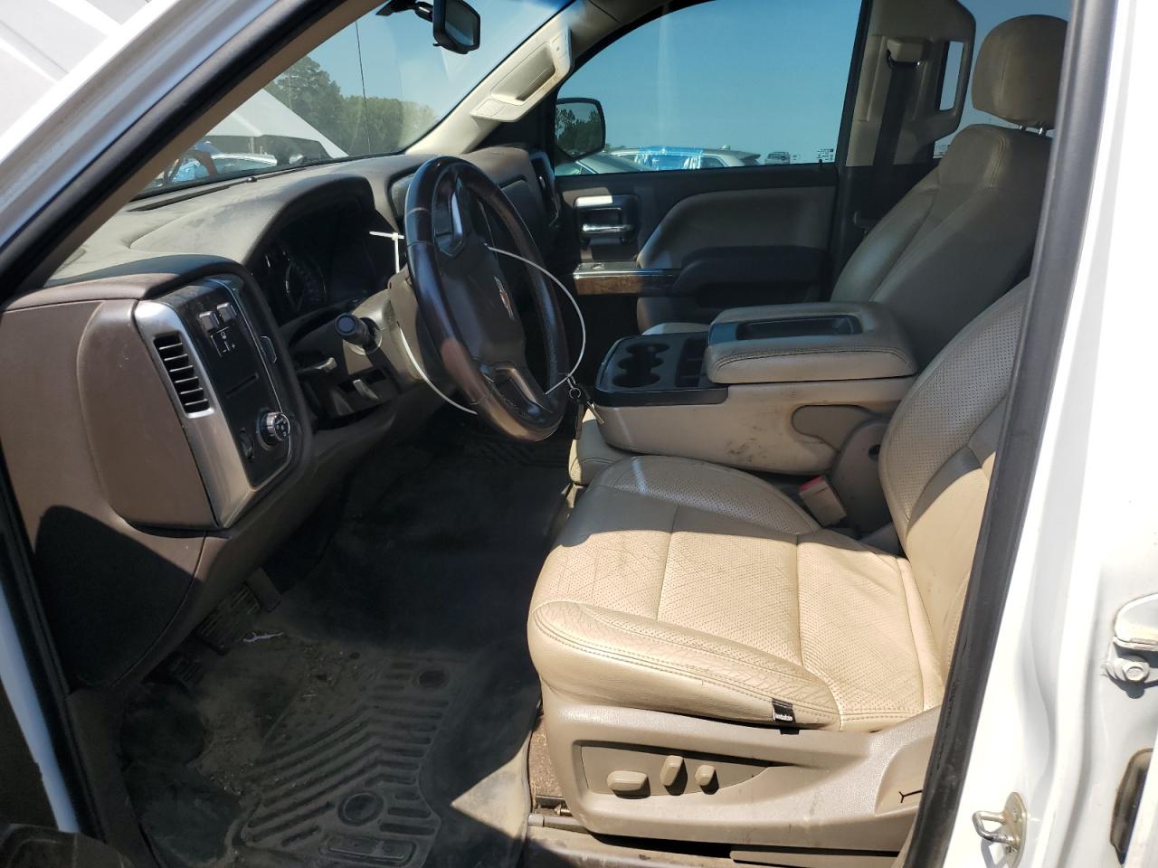 CHEVROLET SILVERADO C1500 LT