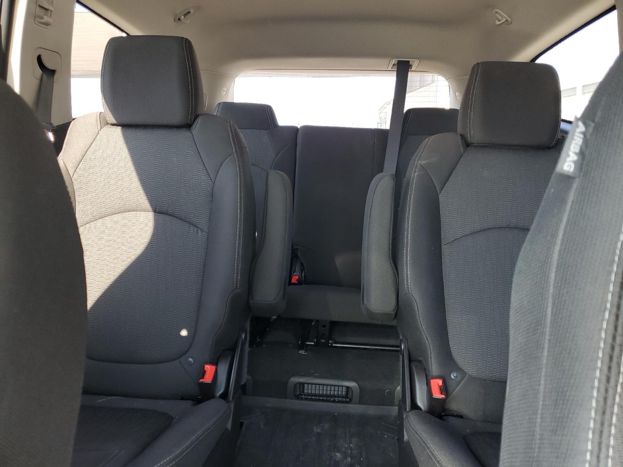 CHEVROLET TRAVERSE LT