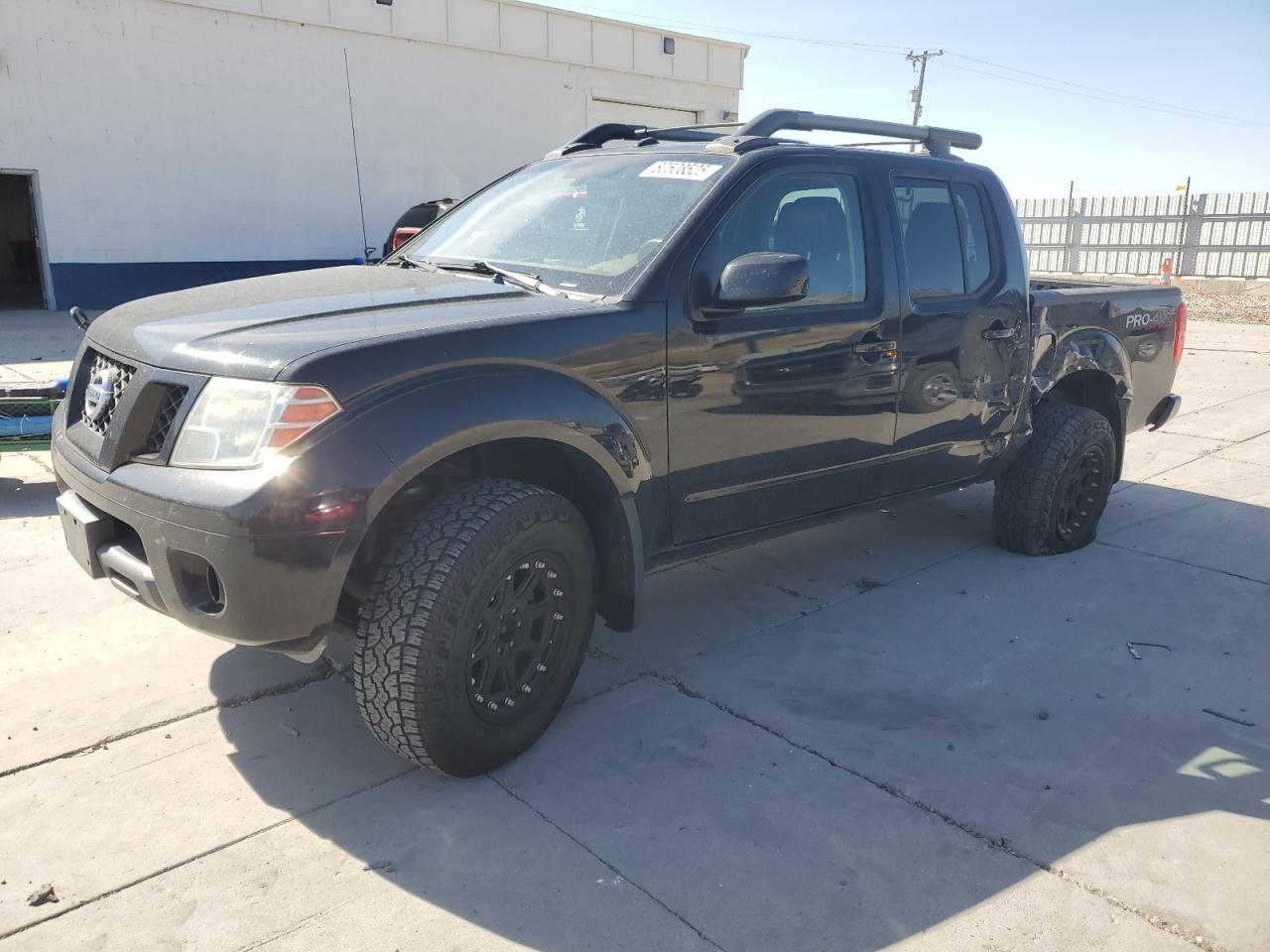 NISSAN FRONTIER S