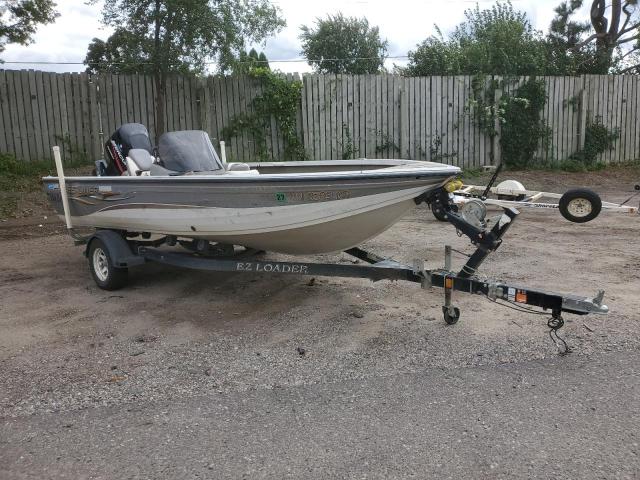 Global Auto Auctions: 2005 CRESTLINER BOAT