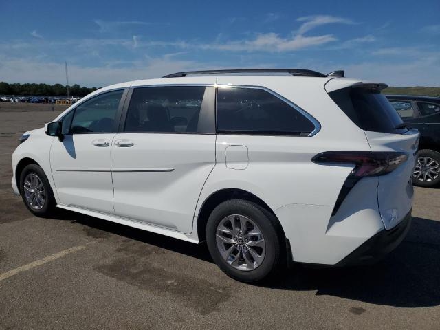 2024 TOYOTA SIENNA LE 5TDBSKFC9RS138713