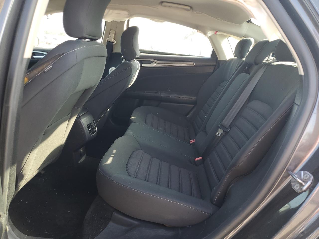 FORD FUSION SE HYBRID