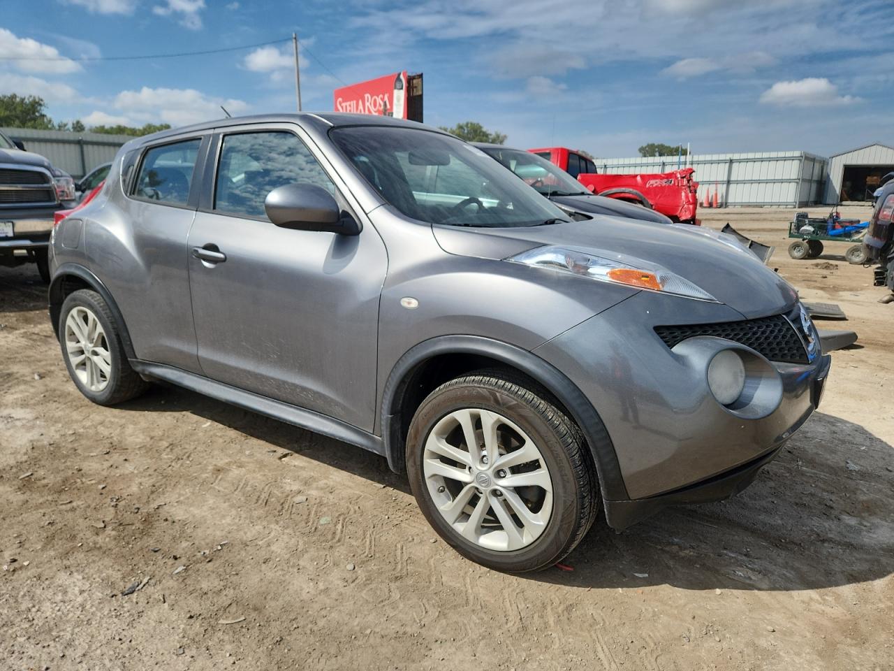 NISSAN JUKE S