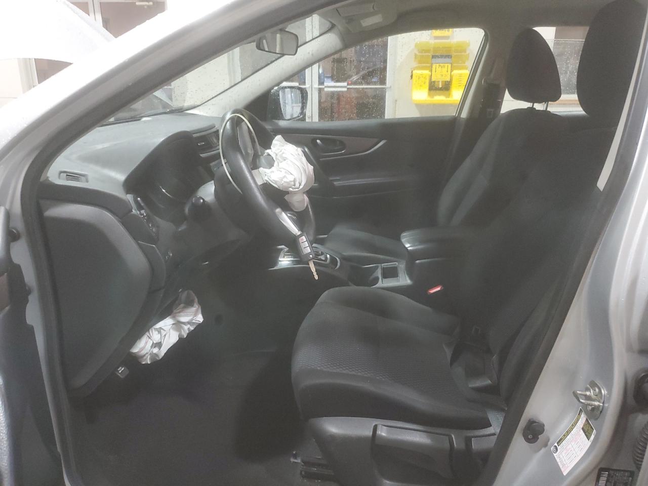 NISSAN ROGUE SPORT S