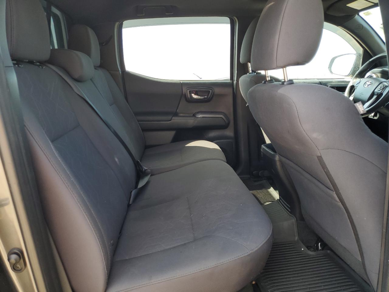 TOYOTA TACOMA DOUBLE CAB