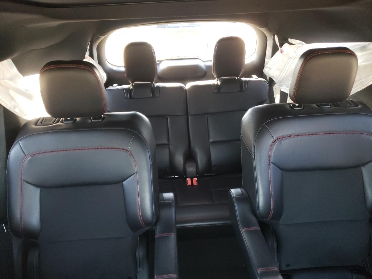 FORD EXPLORER ST-LINE