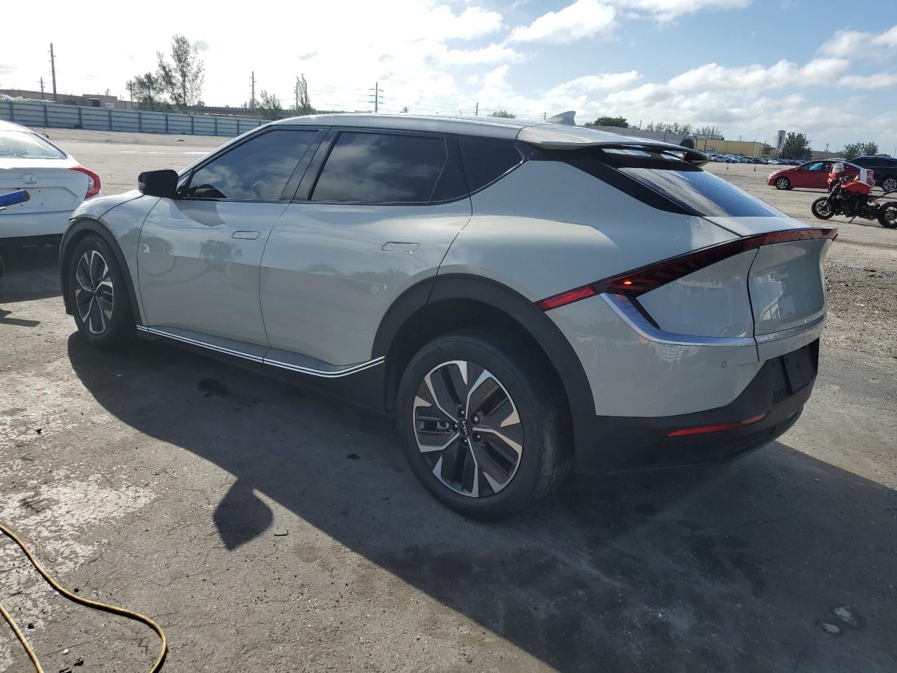 KIA EV6 LIGHT