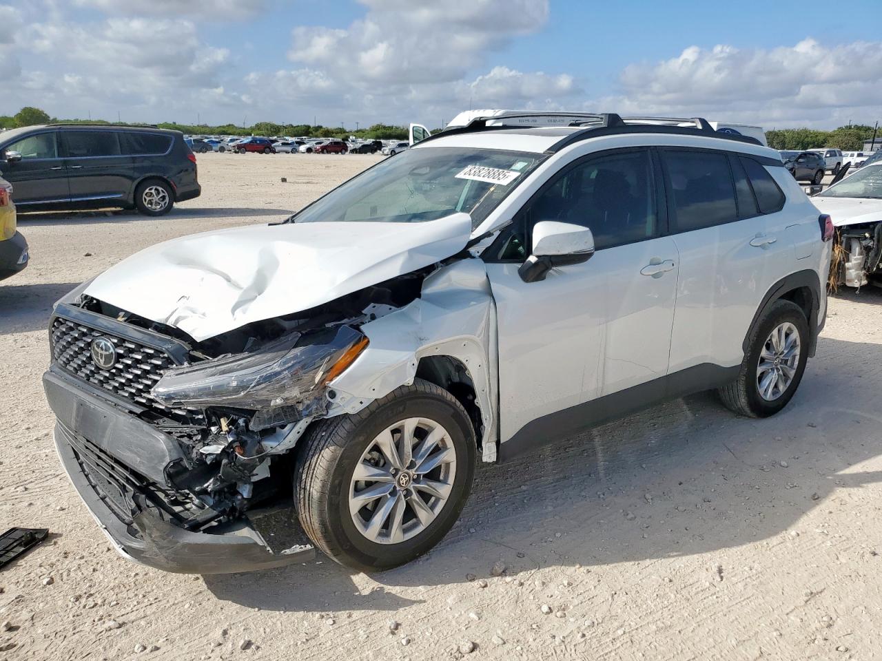 TOYOTA COROLLA CROSS LE