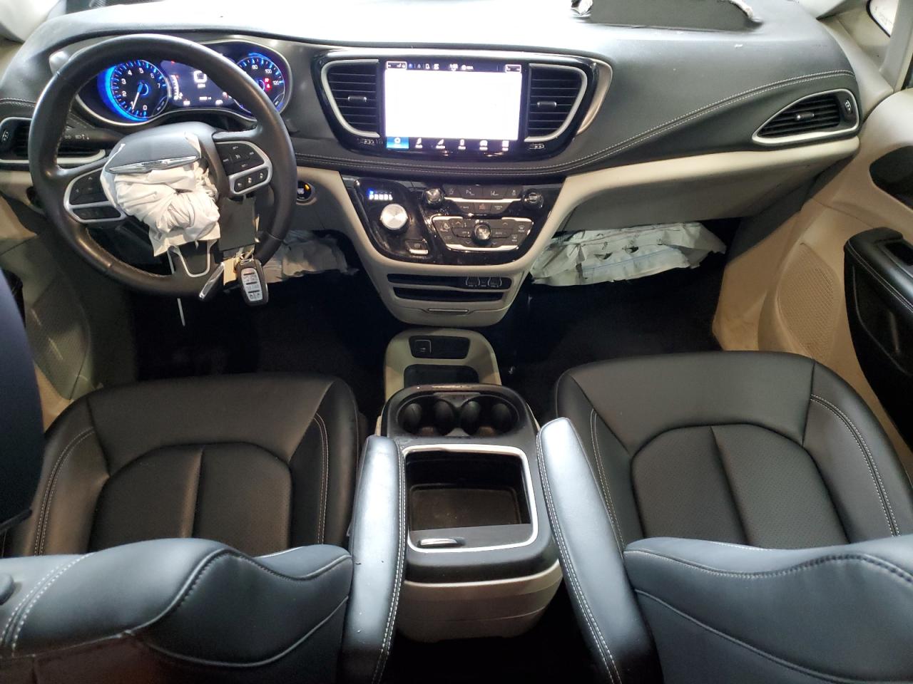 CHRYSLER PACIFICA TOURING L