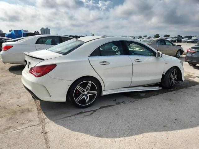 2015 MERCEDES-BENZ CLA 250 WDDSJ4EBXFN175297