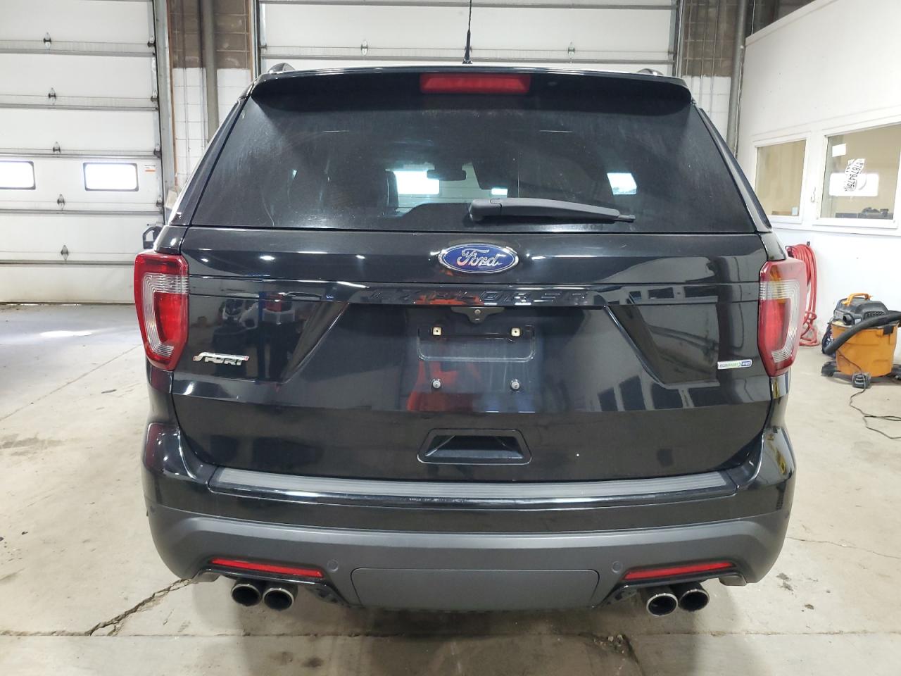 FORD EXPLORER SPORT