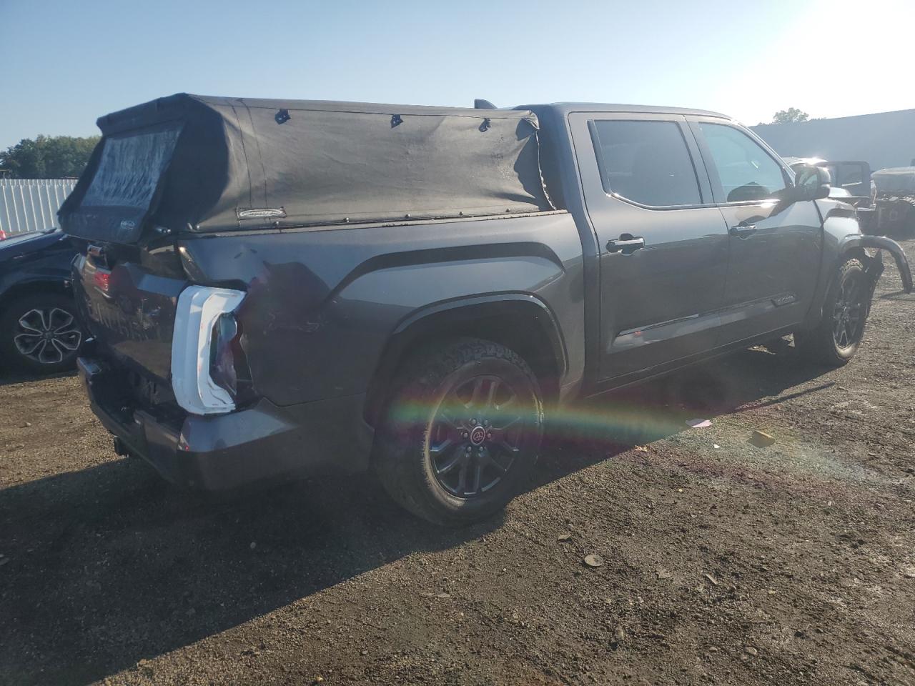 TOYOTA TUNDRA CREWMAX PLATINUM