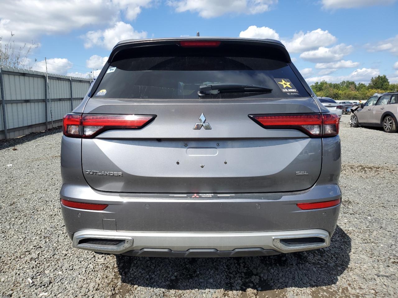 MITSUBISHI OUTLANDER SEL