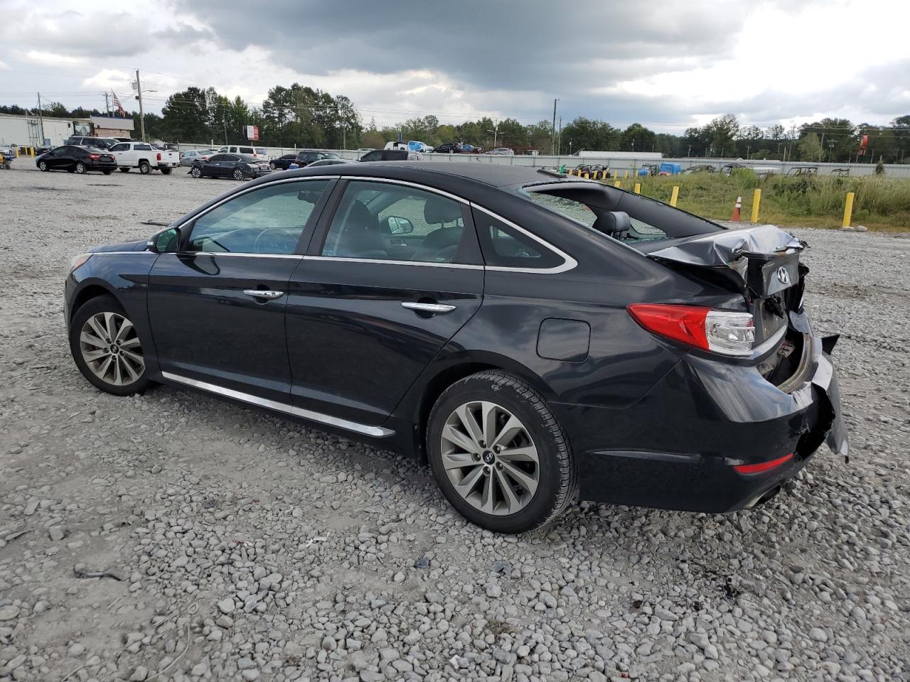 HYUNDAI SONATA SPORT