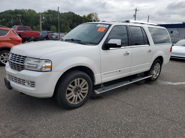 Global Auto Auctions: 2011 LINCOLN NAVIGATOR L