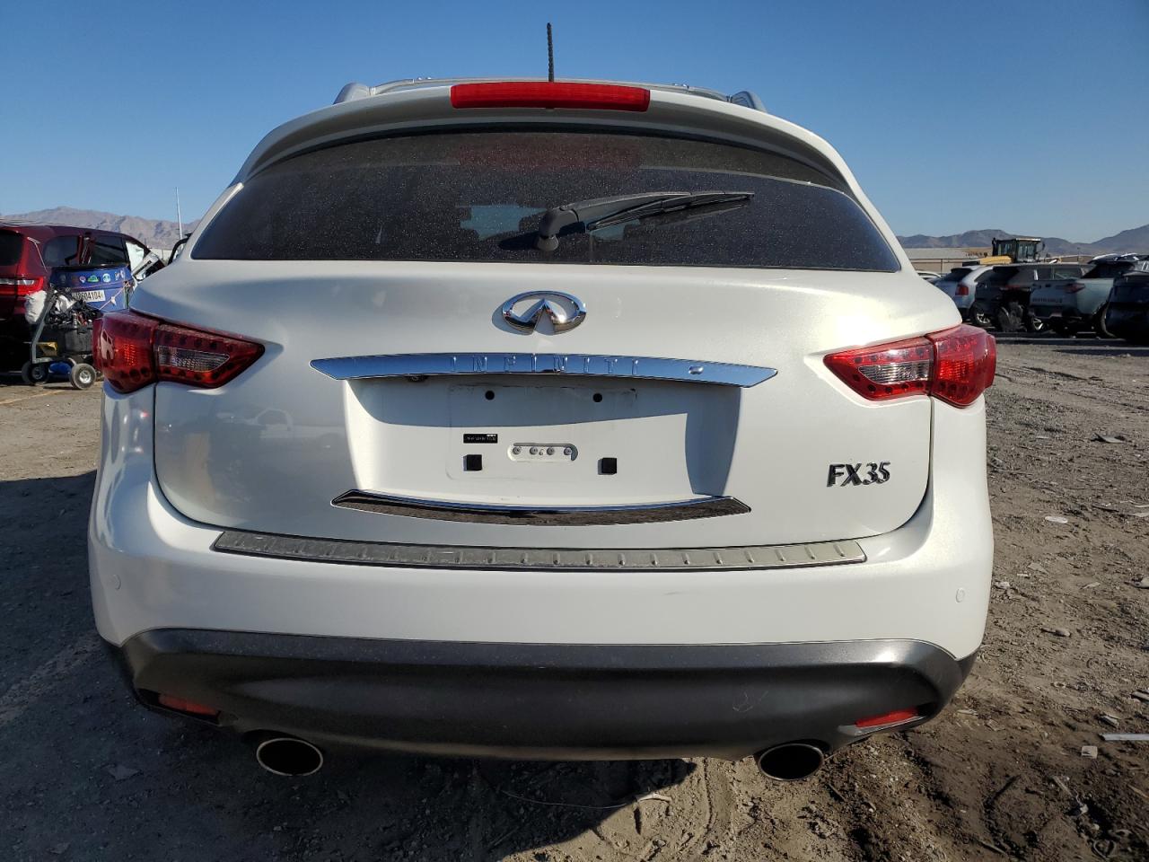 INFINITI FX35