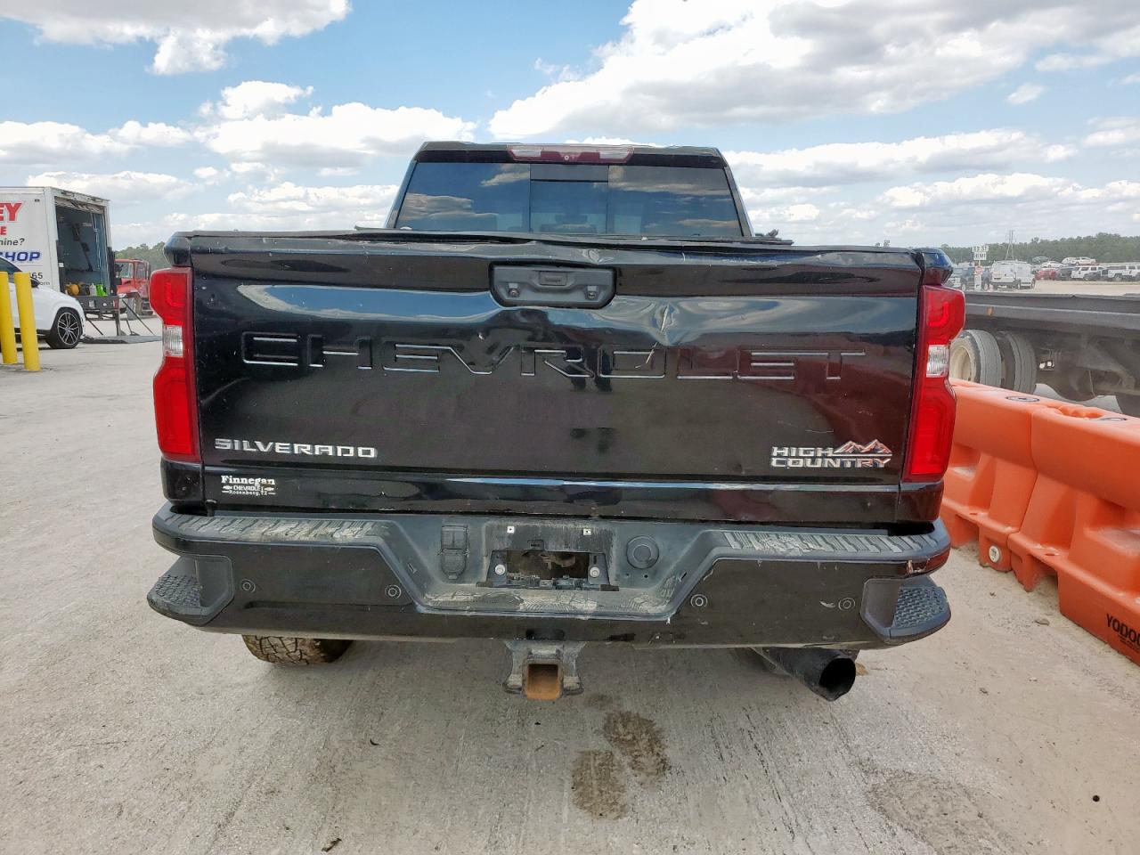 CHEVROLET SILVERADO K2500 HIGH COUNTRY