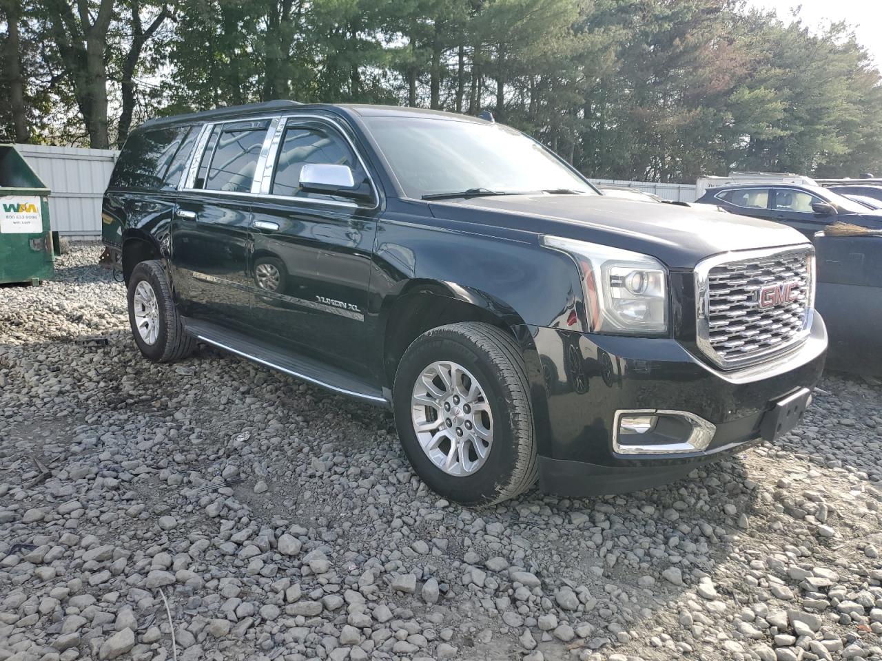 GMC YUKON K1500 SLE
