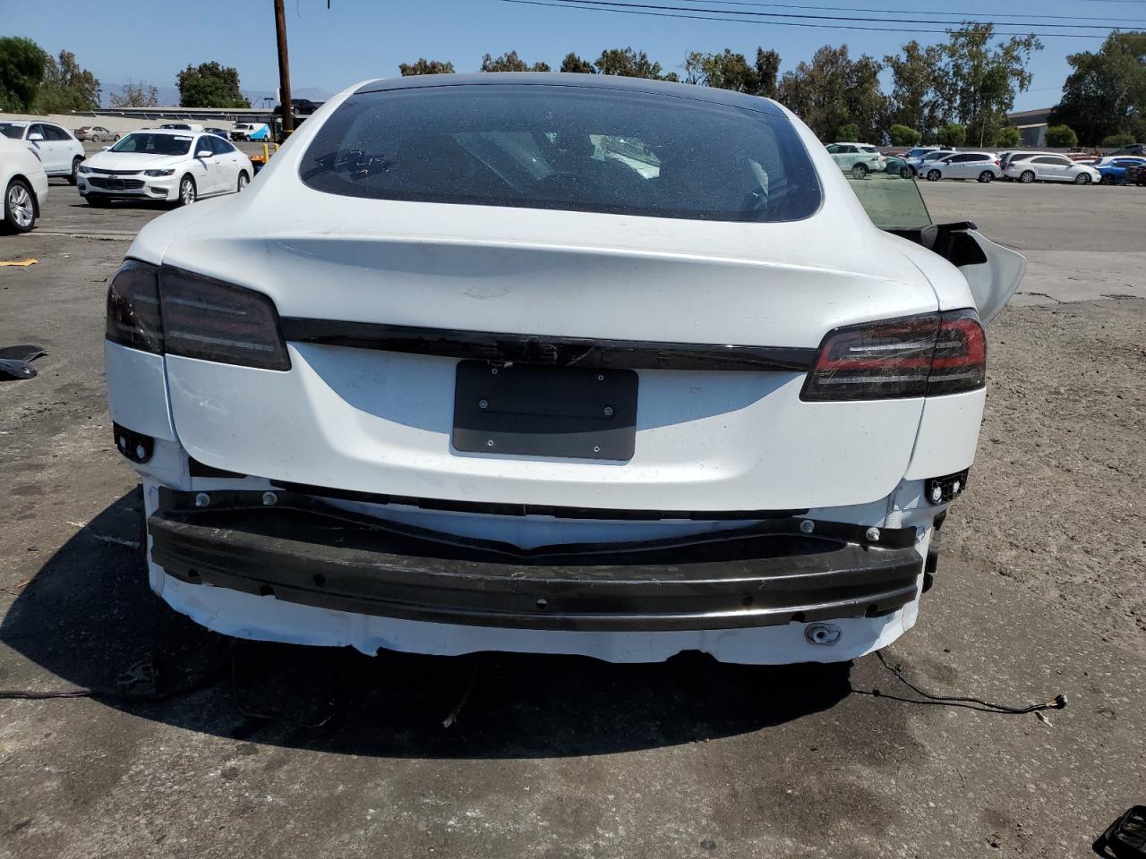 TESLA MODEL S