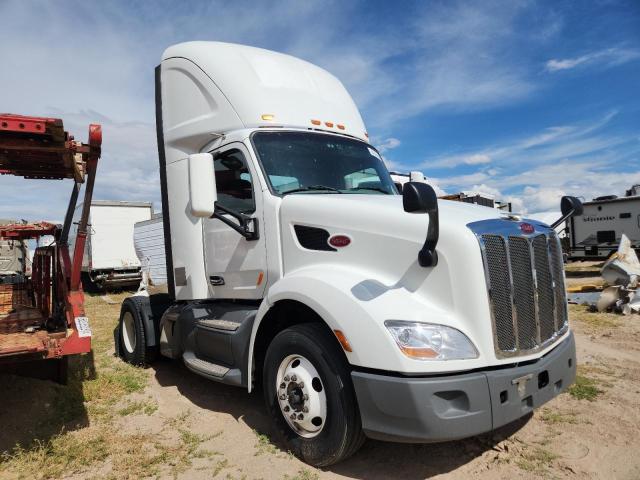Global Auto Auctions: 2018 PETERBILT TRACTOR 579