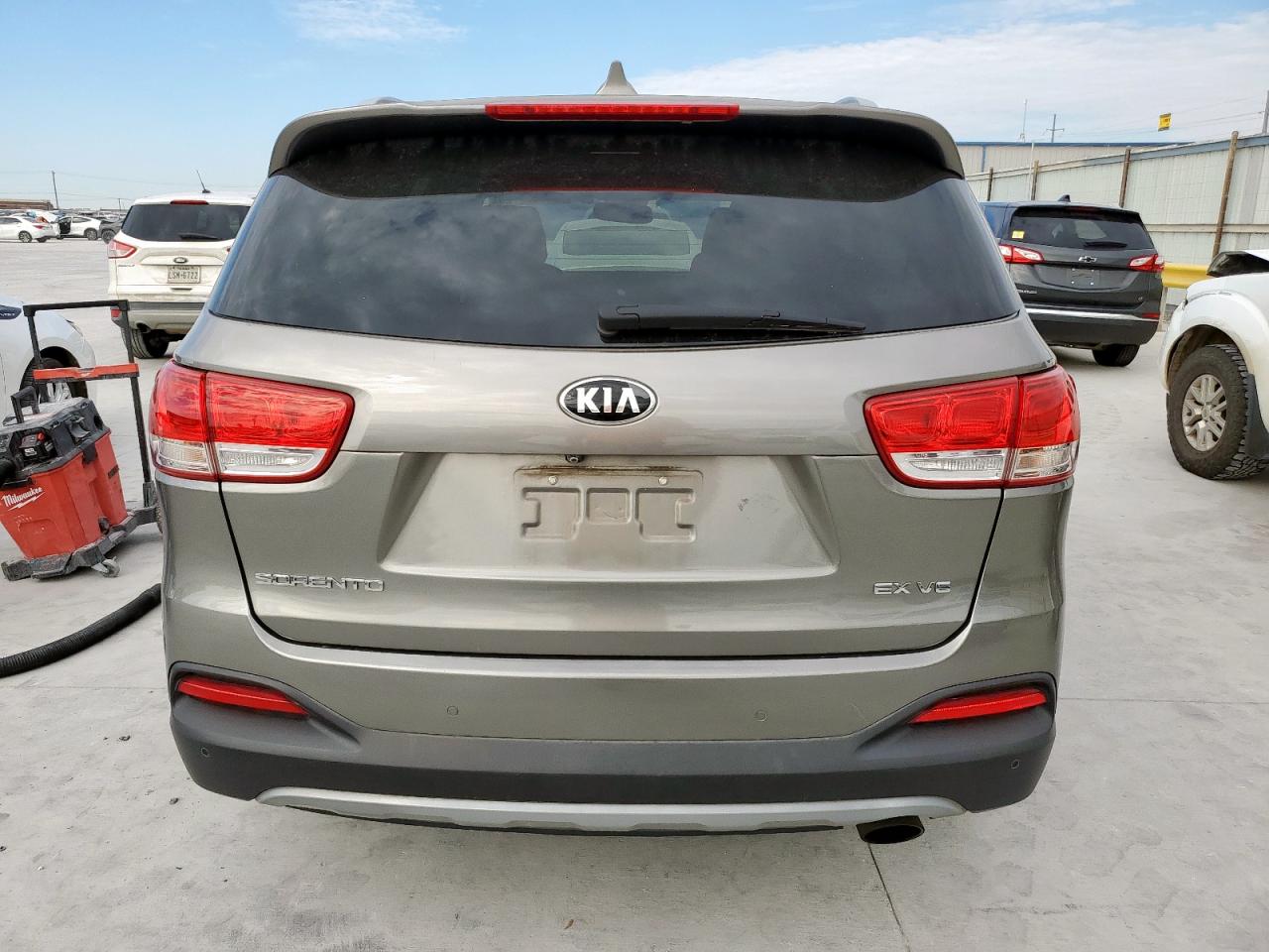 KIA SORENTO EX