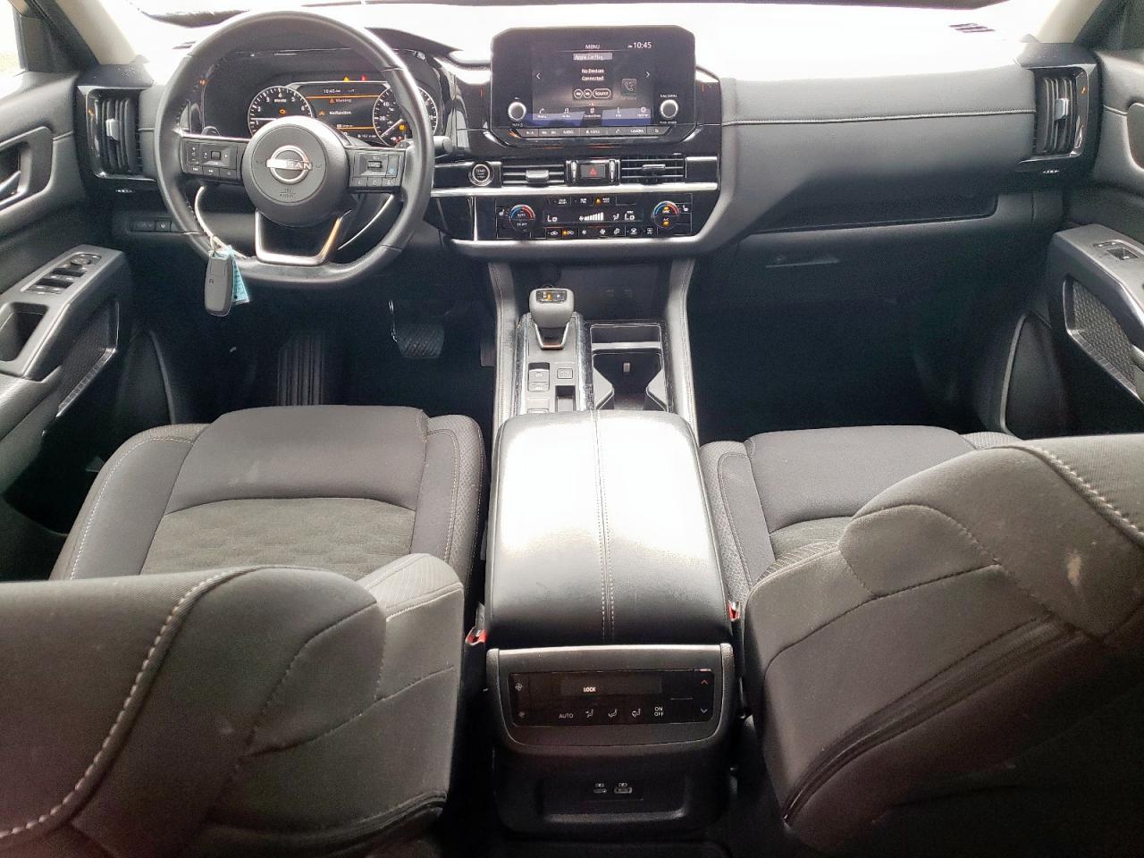 NISSAN PATHFINDER SV