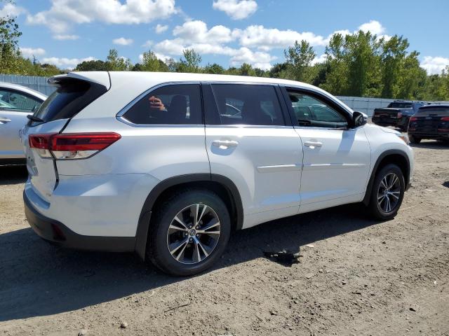 2018 TOYOTA HIGHLANDER LE 5TDBZRFHXJS910673