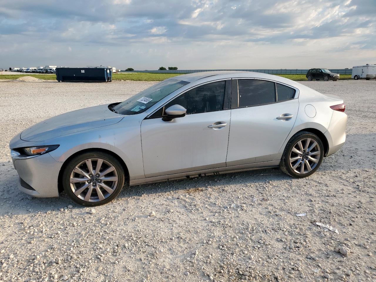 MAZDA 3 SELECT
