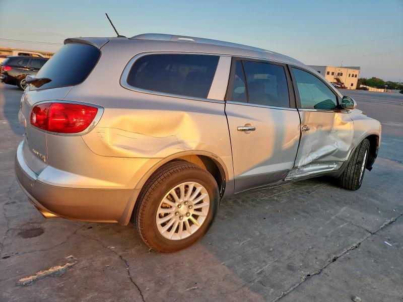 2011 BUICK ENCLAVE CX - 5GAKRBED6BJ412265