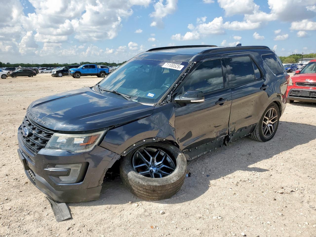  Salvage Ford Explorer