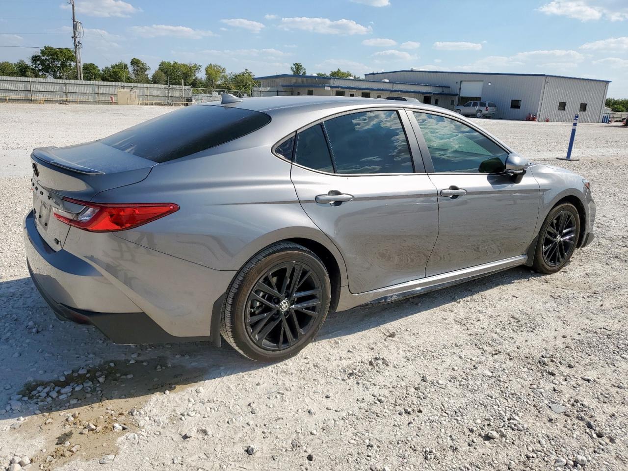 TOYOTA CAMRY XSE