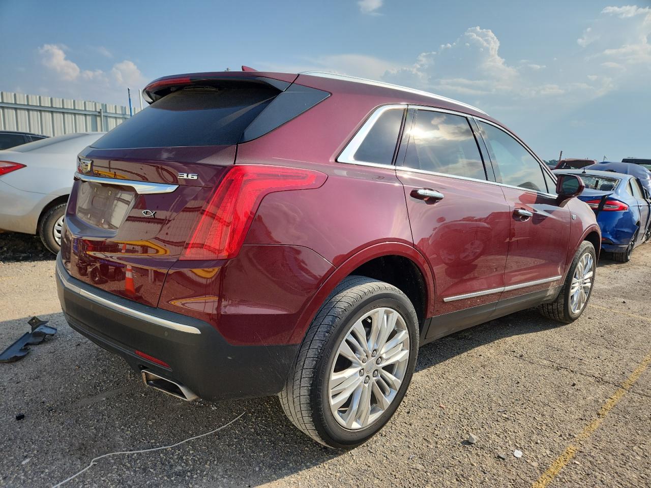 CADILLAC XT5 LUXURY