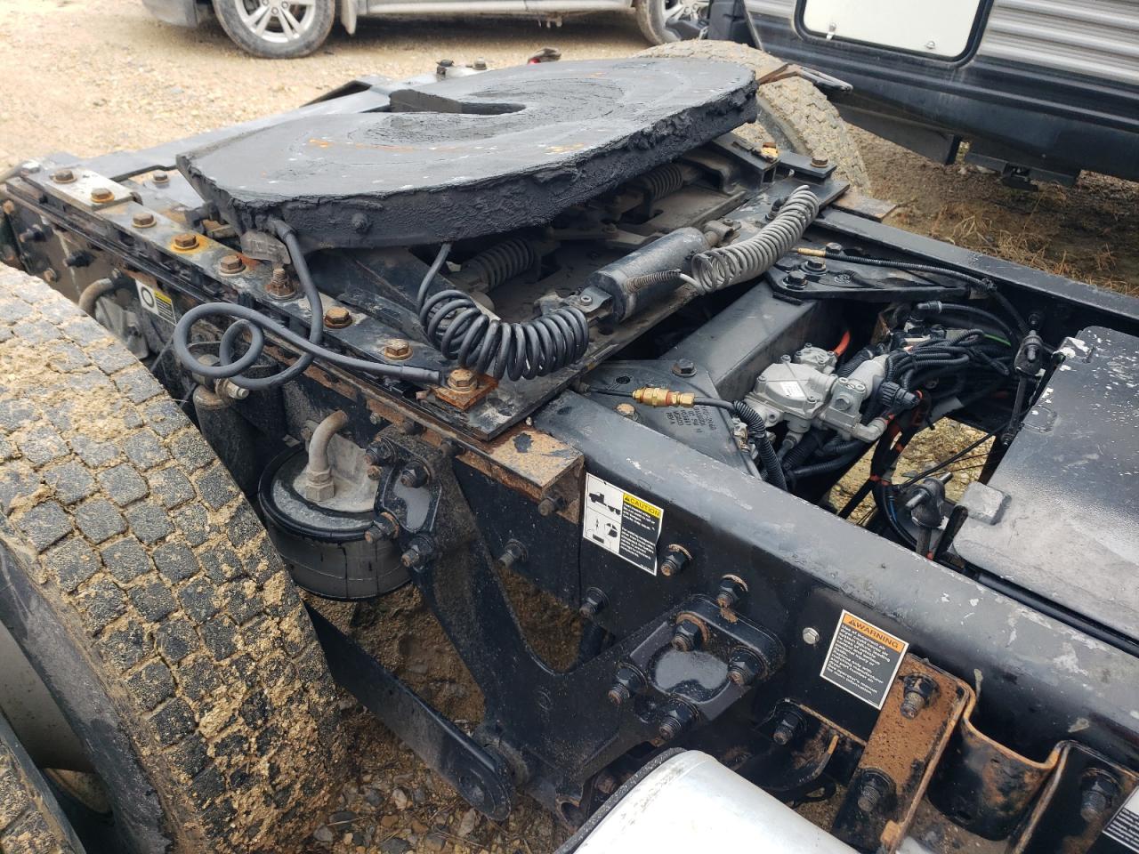 Lot #3267128134 2016 KENWORTH T680