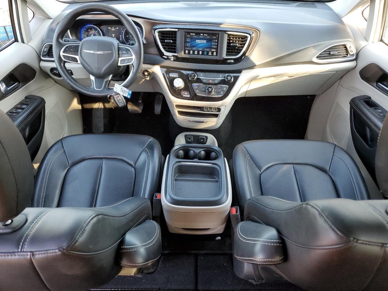 CHRYSLER VOYAGER LXI