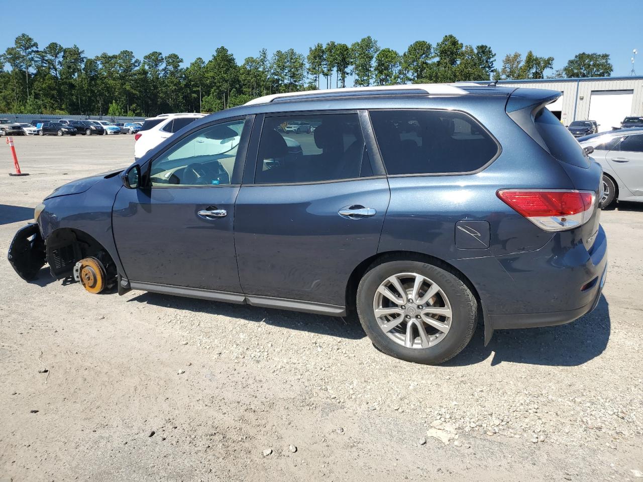 Lot #3239326155 2016 NISSAN PATHFINDER