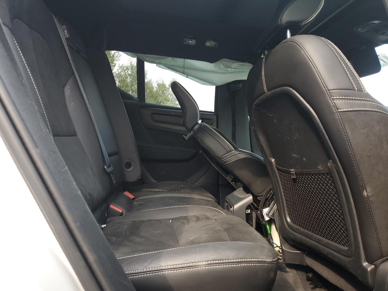 VOLVO XC40 T5 R-DESIGN