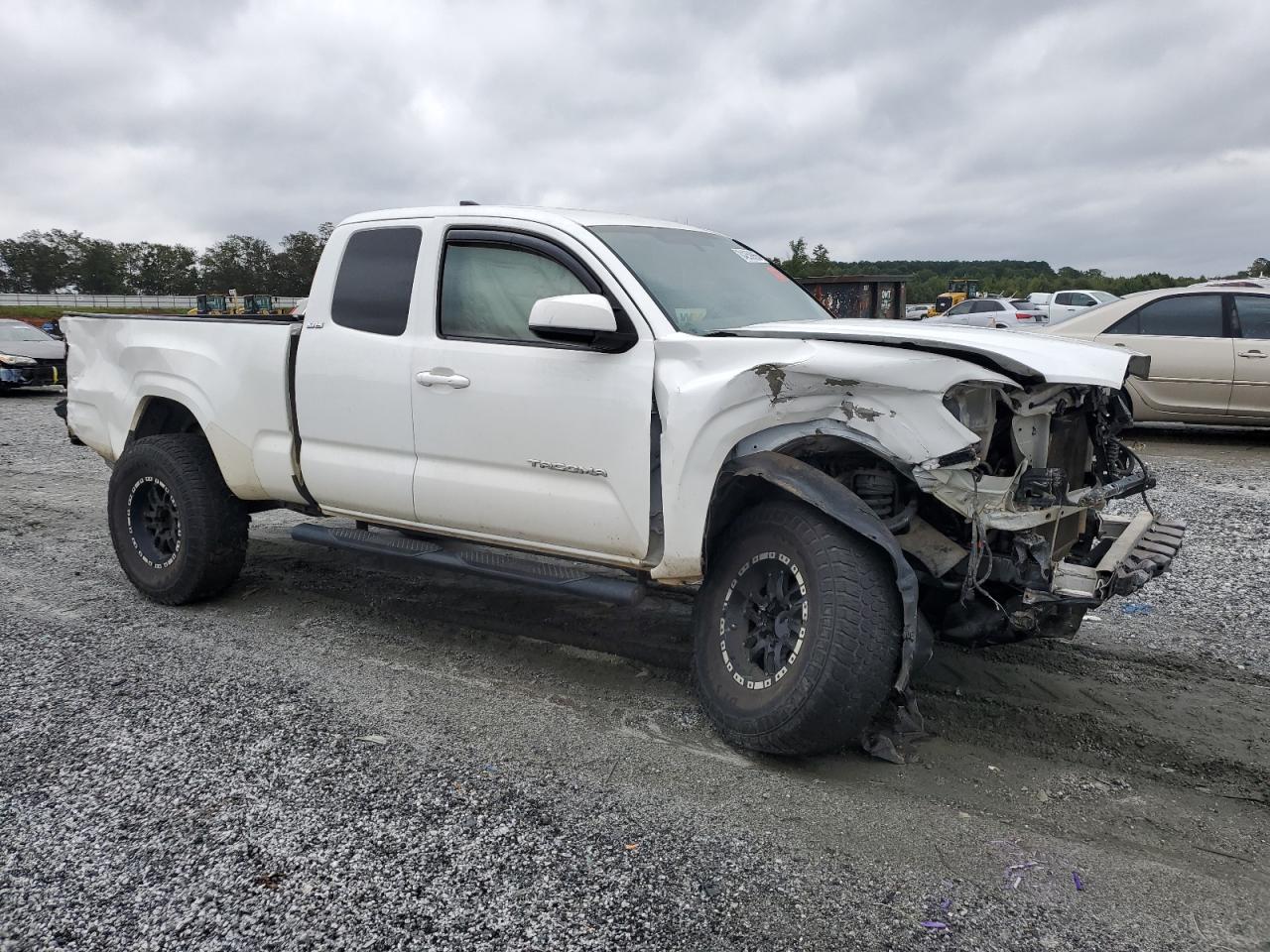 TOYOTA TACOMA ACCESS CAB