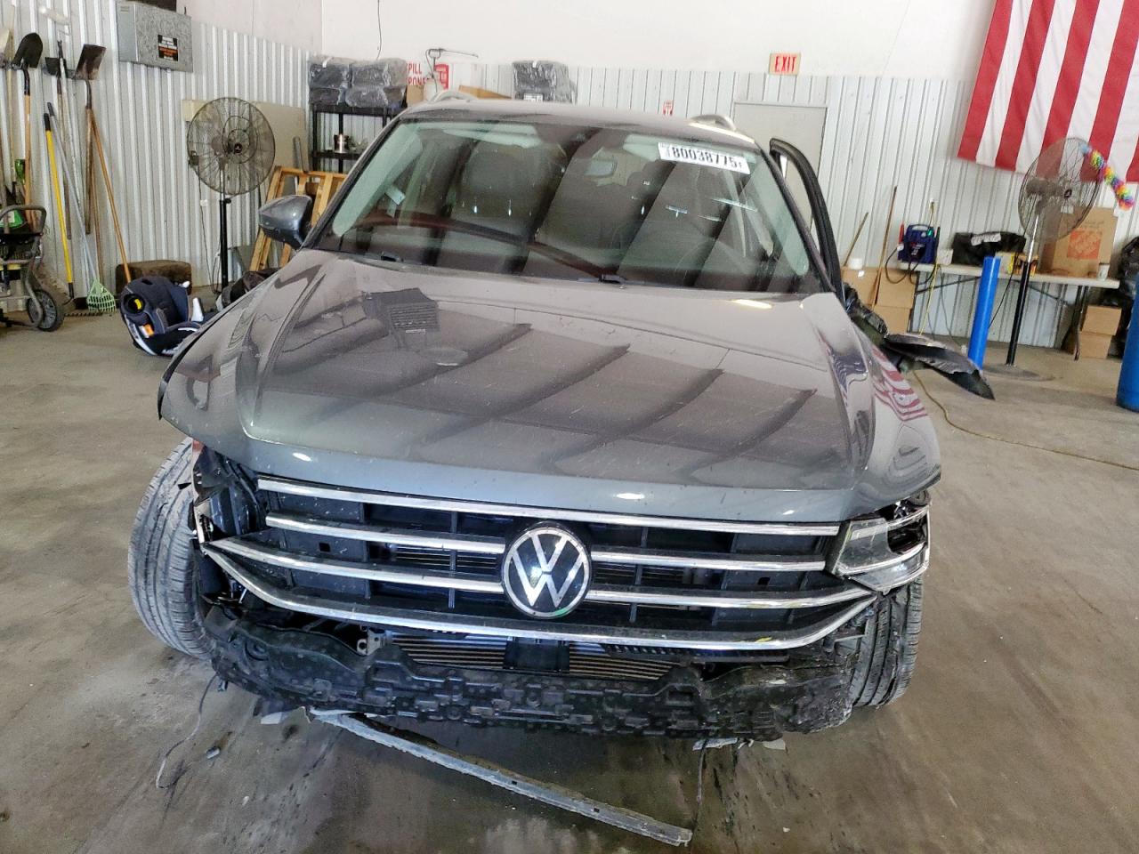 VOLKSWAGEN TIGUAN SE