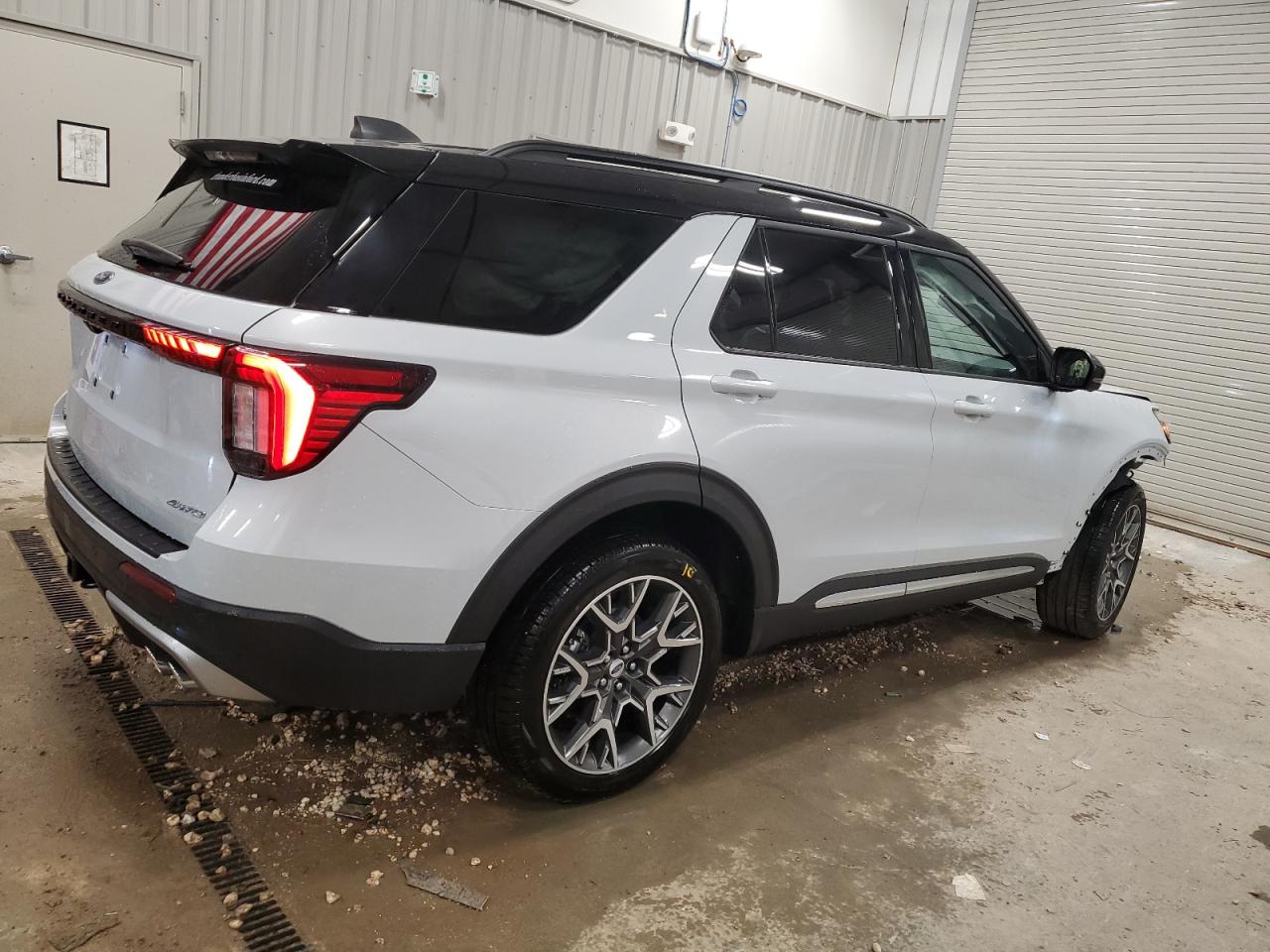 FORD EXPLORER PLATINUM