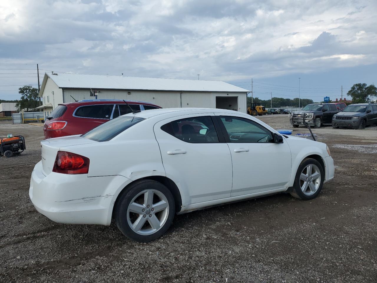 DODGE AVENGER SE